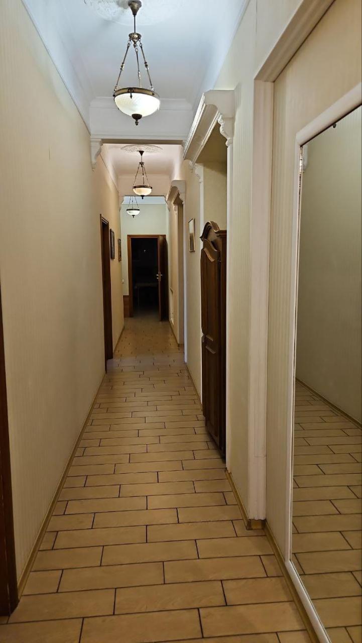 Bessarabka Apartments キエフ エクステリア 写真